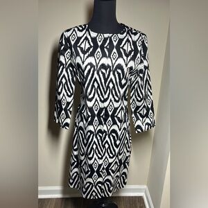 Adrienne Vittadini Black and White Geometric Blouse